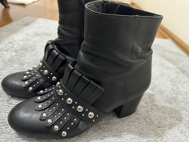 38,5 Beden Nine West