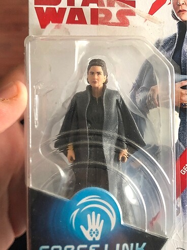 STAR WARS 3.75 Leia