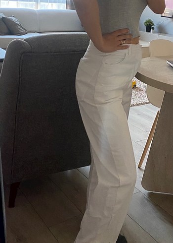 Zara Beyaz Rahat Kesim Kadın Kot Pantolon - Görsel 2