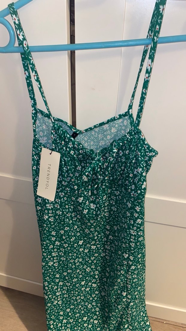 Yeşil Yılan Desenli Uzun Elbise - Görsel 2