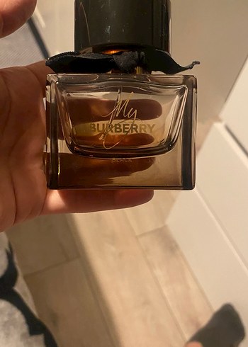 Burberry My Burberry Black Kadın Parfümü - Görsel 4