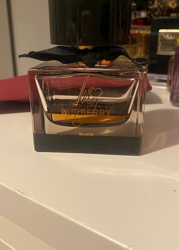 Burberry My Burberry Black Kadın Parfümü - Görsel 2
