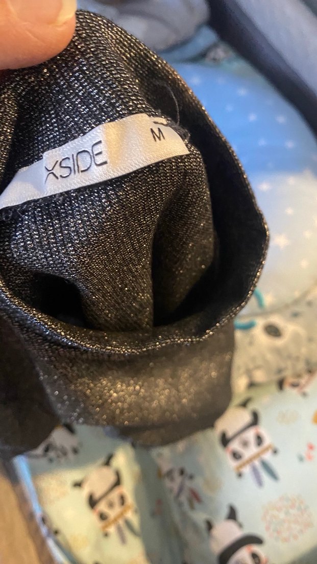 Kadın Gri Yüksek Yakalı Kısa Kollu Tişört - Görsel 3