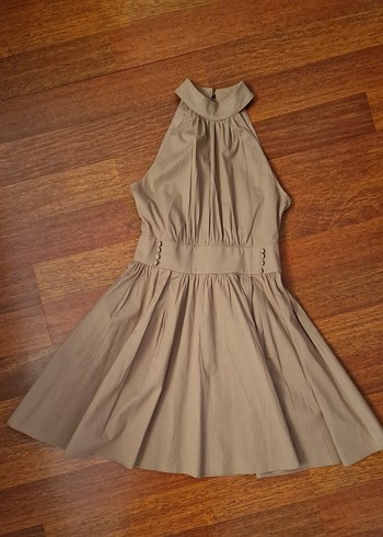 Bej Mini Kolsuz Yüksek Yakalı Pilili Elbise - Görsel 6