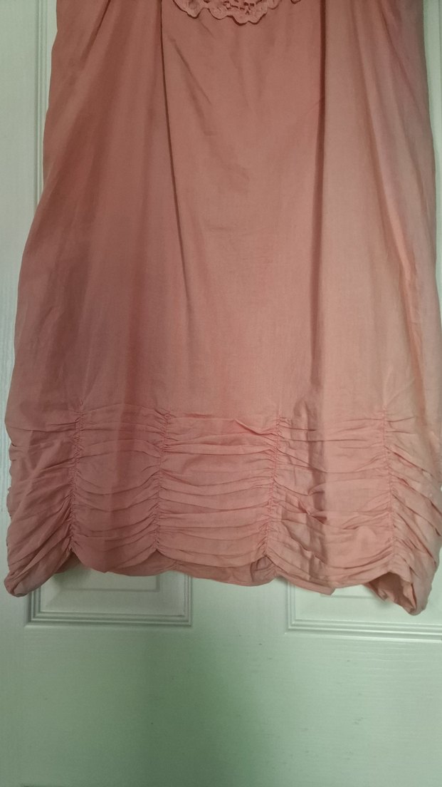 Pembe Kolsuz İşlemeli Midi Elbise - Görsel 3