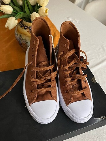 37,5 Beden kahverengi Renk Converse