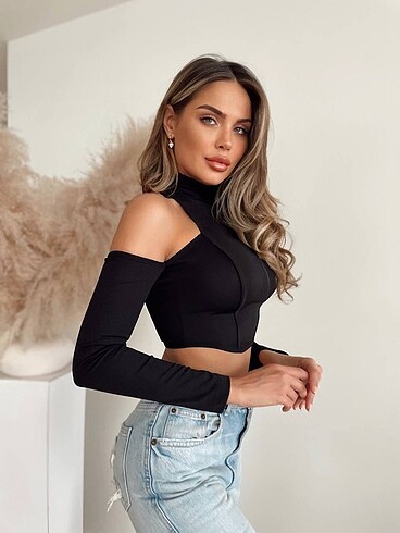 s Beden Omuz detaylı crop