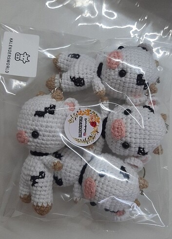 Amigurumi inek anahtarlık