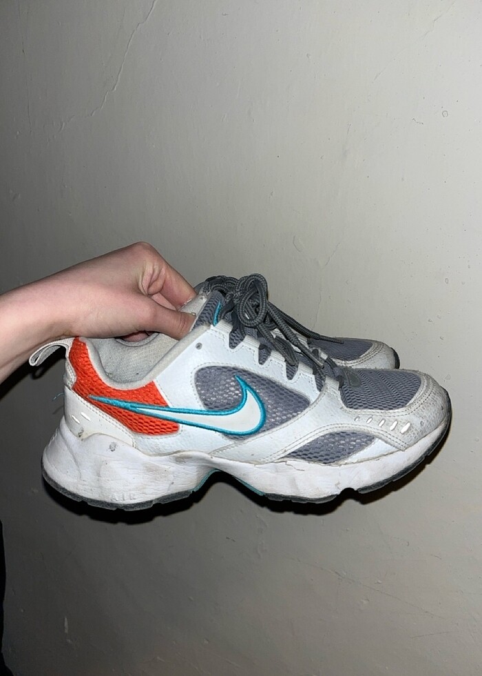 Nike spor ayakkabı - Görsel 1