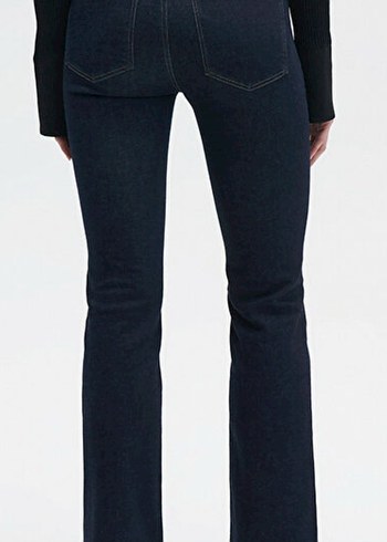 Düğmeli Lacivert Kadın Midi Kot Pantolon - Görsel 3