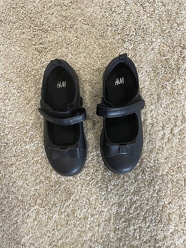 H&M 26 Numara Siyah Çocuk Ayakkabısı
