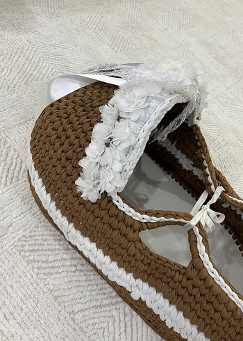 Dantel Detaylı Kahverengi Örgü yenidoğan bebek yatağı - Görsel 8