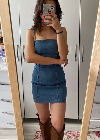 Askılı Kısa Kot Elbise - Görsel 3