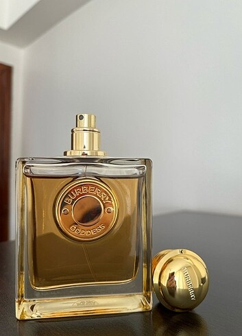 Burberry Goddess EDP