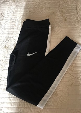 Nike tayt