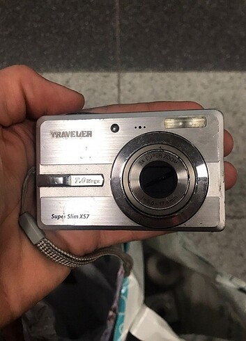  Beden Traveler dijital fotoğraf makinesi çalışıyo 