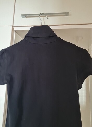 l Beden siyah Renk BERSHKA TSHİRT