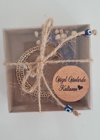 9x9 Hediye Kutusu | Küpe + İncili Yüzük  Sabun + Kuru Çiçek - Görsel 3