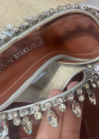 Beyaz İşlemeli Saten Yüksek Topuklu Kadın Abiye Ayakkabı - Görsel 3