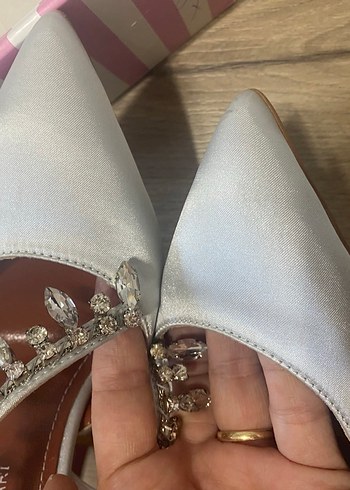 Beyaz İşlemeli Saten Yüksek Topuklu Kadın Abiye Ayakkabı - Görsel 4