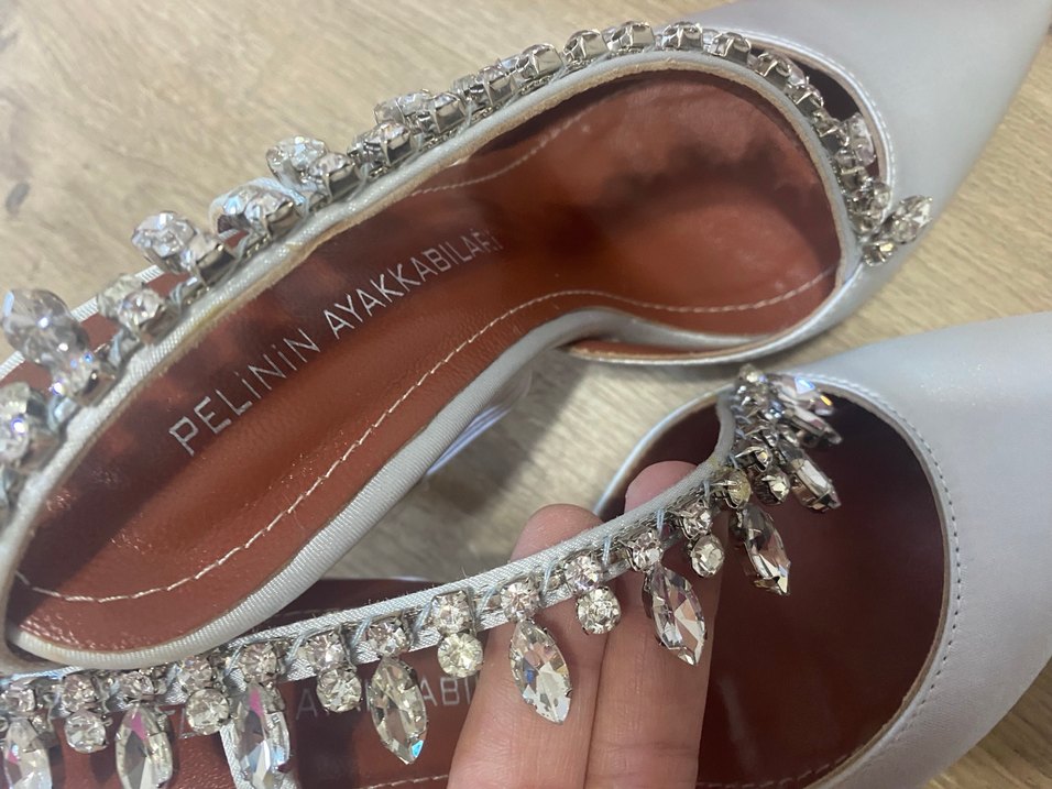 Beyaz İşlemeli Saten Yüksek Topuklu Kadın Abiye Ayakkabı - Görsel 3