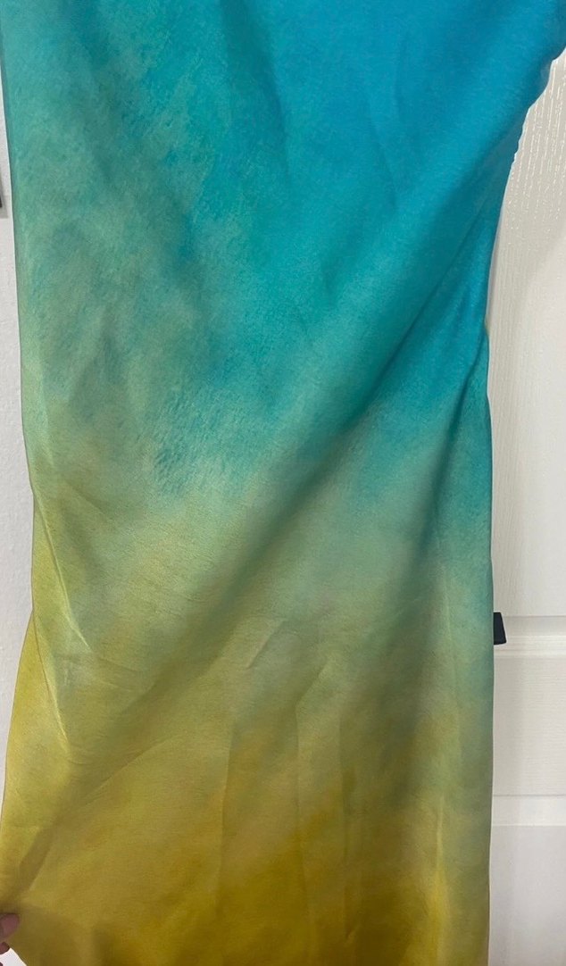 Zara viral sırt dekolteli  elbise - Görsel 5