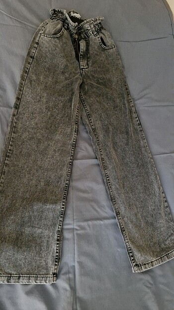 Beli lastikli jean