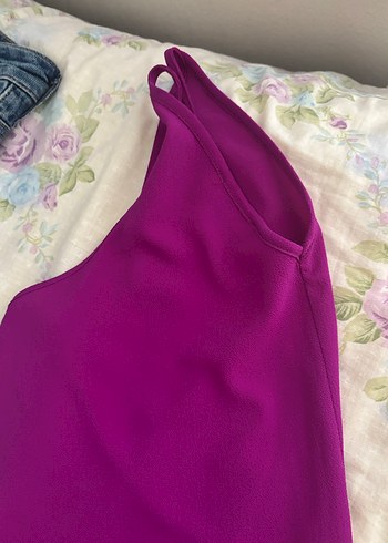 Mor V Yakalı Kolsuz Tişört - Görsel 3