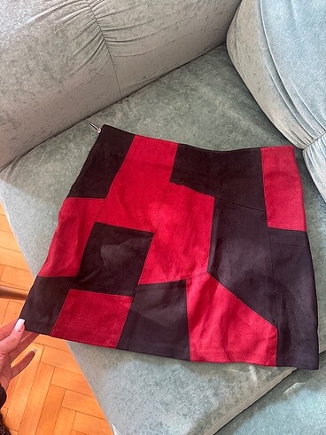 Zara süet bordo&siyah etek