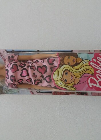Barbie BARBİE oyuncak bebek 