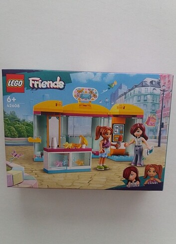 LEGO friends kozmetik mağazası 