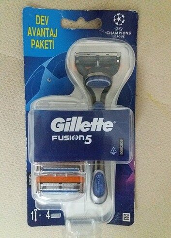 GİLLETTE FUSİON UEFA CHAMPIONS TRAŞ SETI - Görsel 4