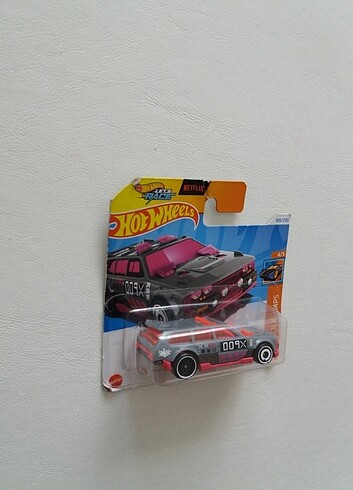 Beden Hotwheels oyuncak araba