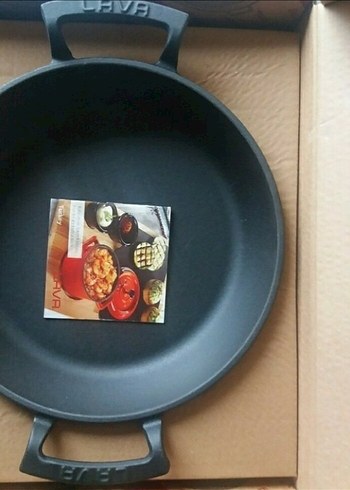 Lav Lava 24 cm Döküm İki Kulplu sahan