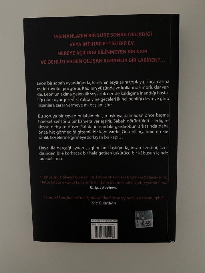 Uyur Gezer - Sebastian Fitzek - Görsel 3