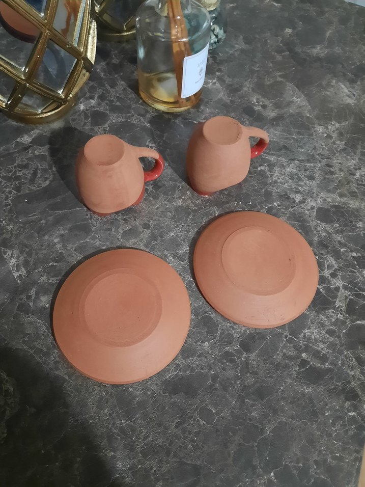 Kırmızı Kalp Şeklinde Fincan ve Tabağı - Görsel 3