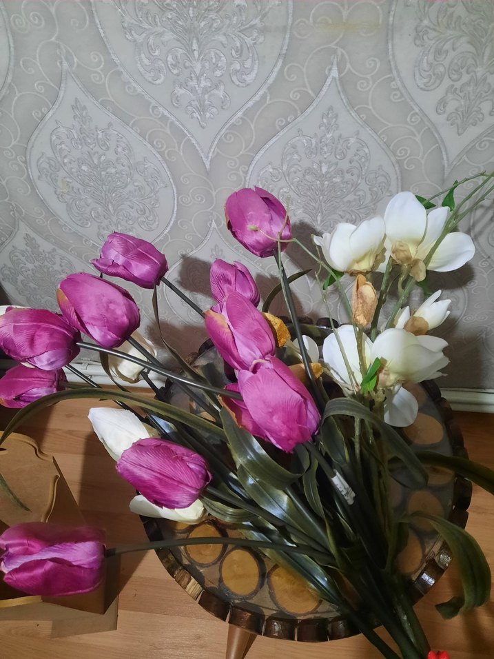 YAPAY ÇİÇEK VE VAZO - Görsel 2