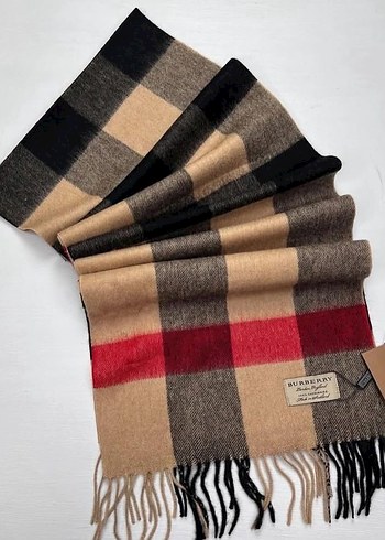 Burberry kaşmir yün atkı