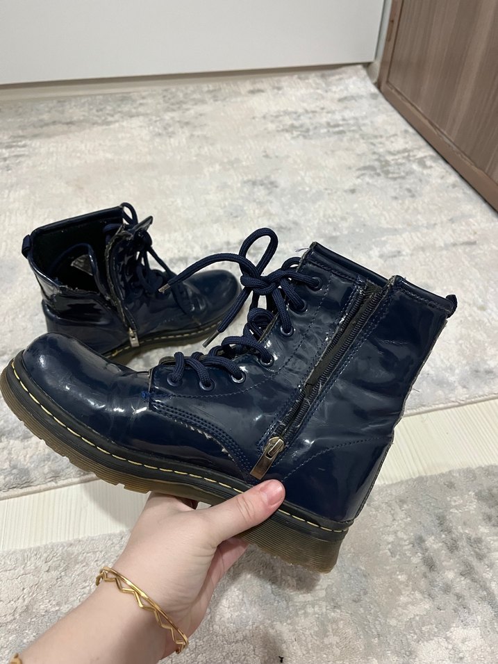 Koyu Mavi Rugan Kadın Goth Botu - Görsel 4