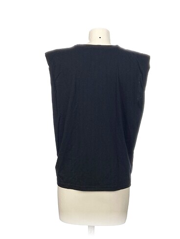 universal Beden Diğer T-shirt %70 İndirimli.