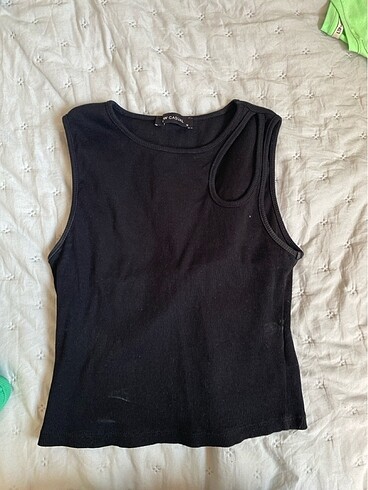 Siyah crop