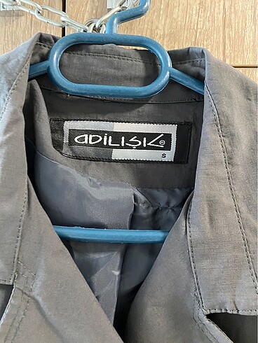 s Beden Adil Işık Trench Coat