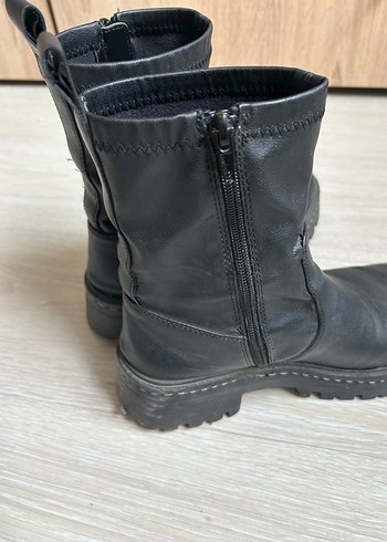 Pull&Bear Bot - Görsel 4