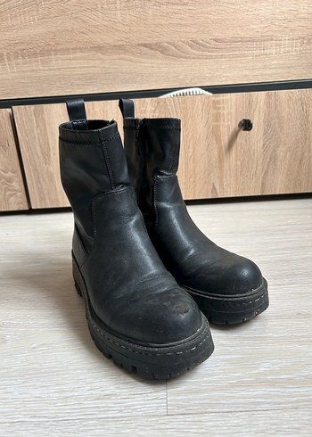 Pull&Bear Bot - Görsel 2