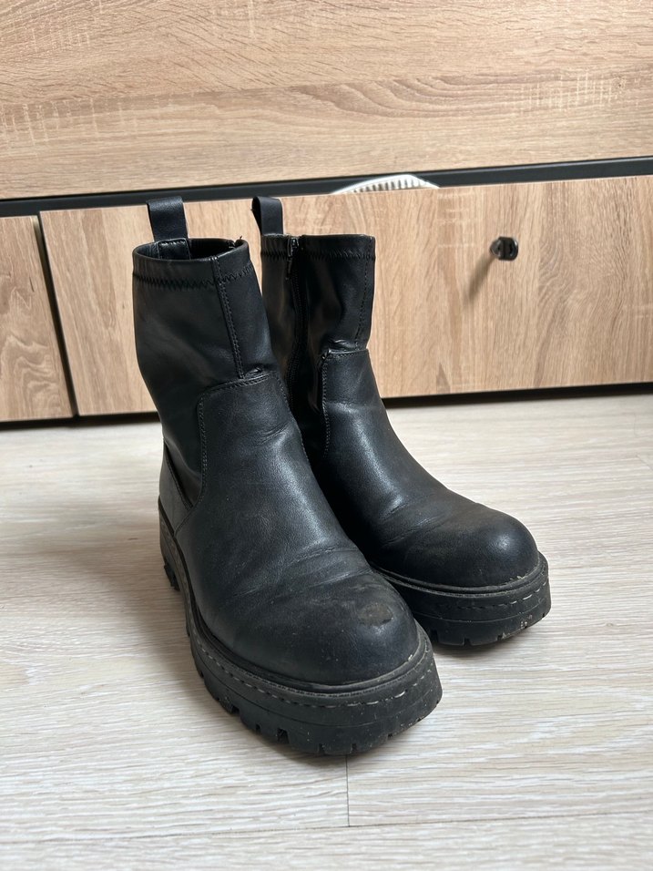 Pull&Bear Bot - Görsel 2