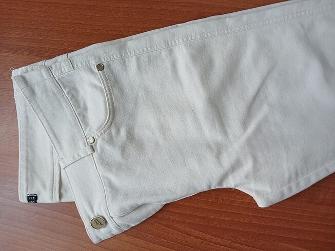 Beyaz Jean - Görsel 3