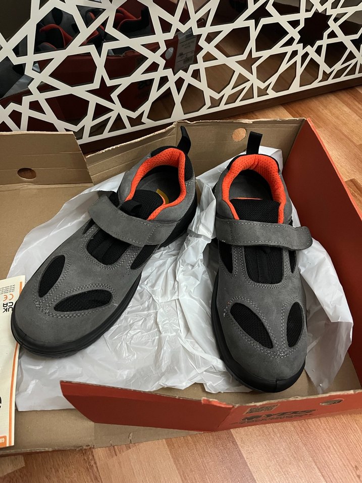 YDS SIFIR İŞ AYAKKABISI 42 numara - Görsel 2