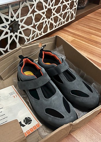 YDS SIFIR İŞ AYAKKABISI 42 numara - Görsel 4