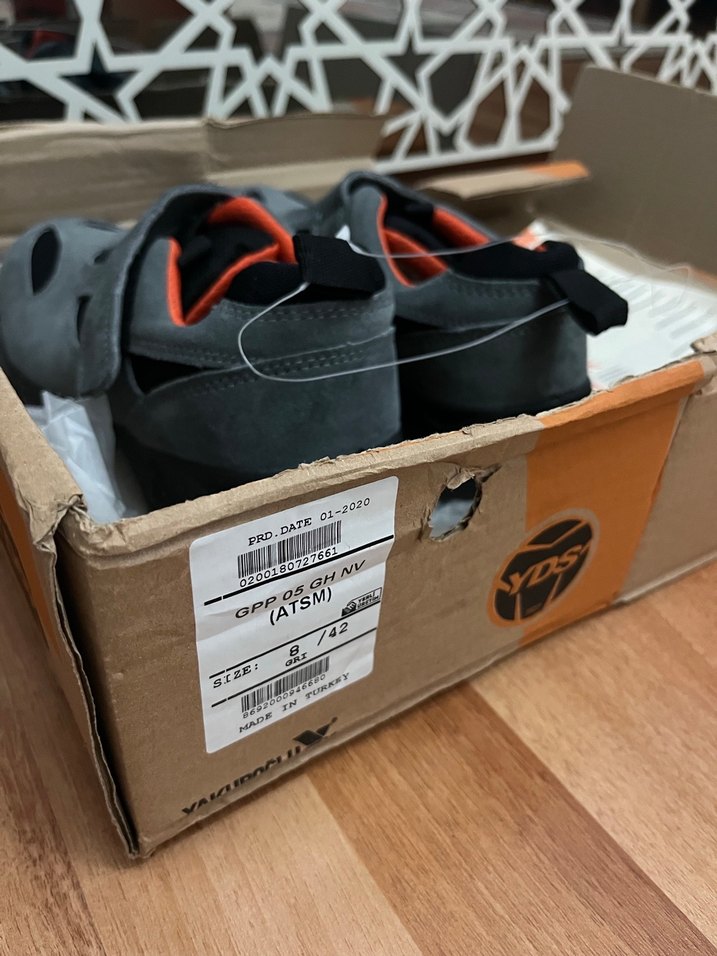 YDS SIFIR İŞ AYAKKABISI 42 numara - Görsel 2