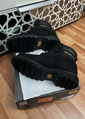 CATerpillar 37 numara siyah deri kadın bot - Görsel 6